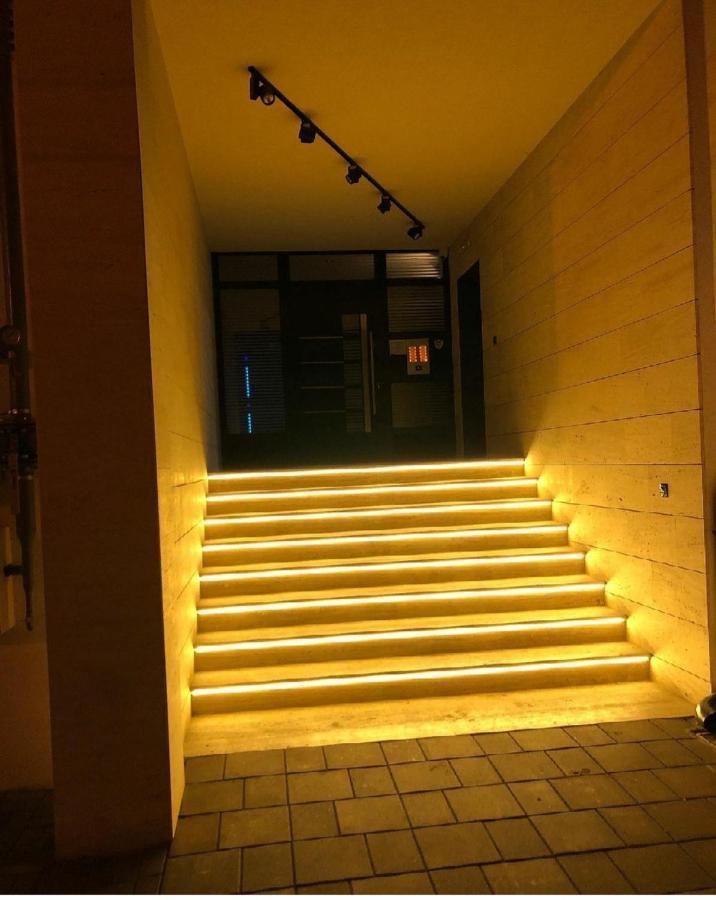Lux Apartman 33 Kragujevac Exteriör bild